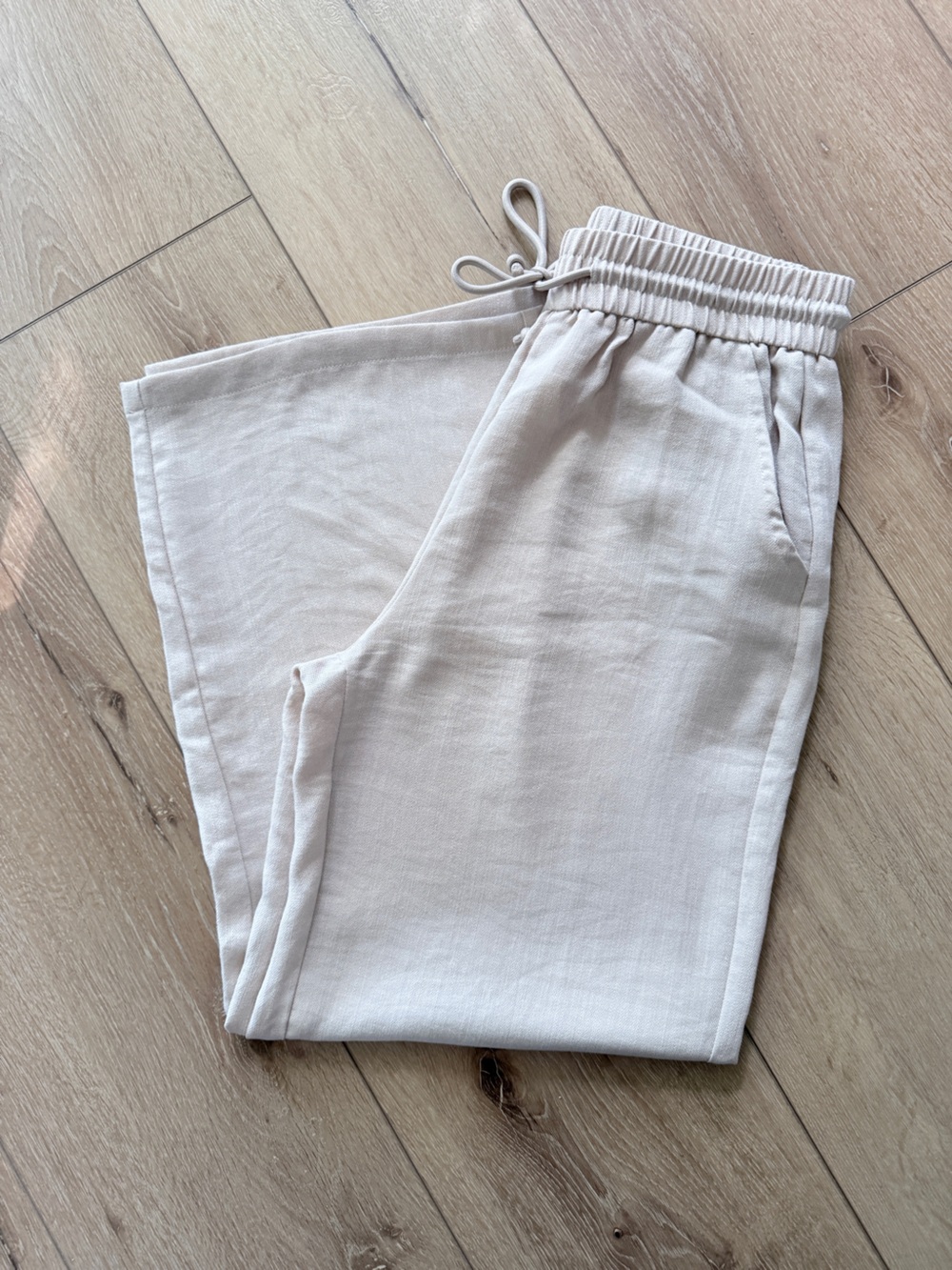 HALARA high waisted, linen-feel pants, relaxed fit pants